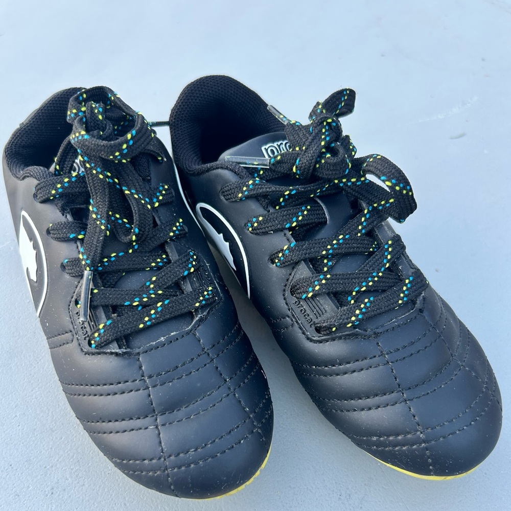 Procat Puma soccer cleats shoes size 11